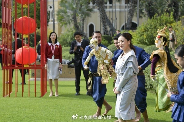年引进C罗