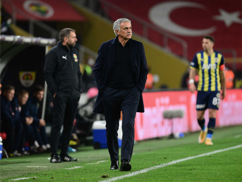 最近关于他 最近关于他